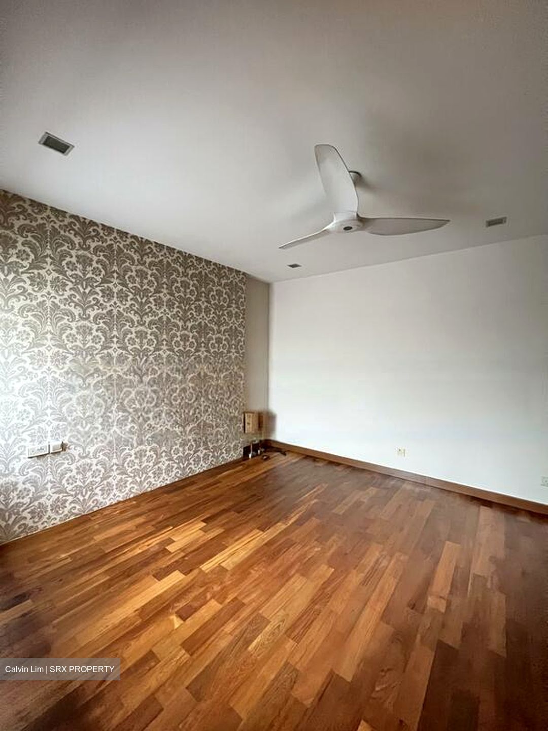 Townhouse Apartments (D9), Apartment #454494441